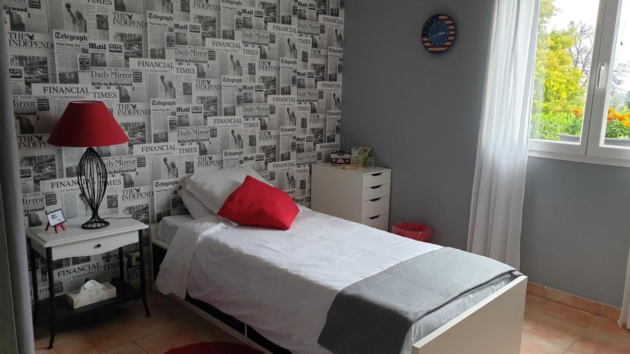 La Villa D'Olivene Cuers Eksteriør billede